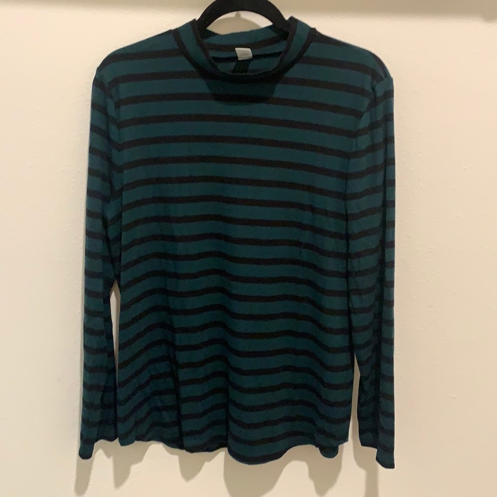 Women’s Old Navy Turtleneck Top